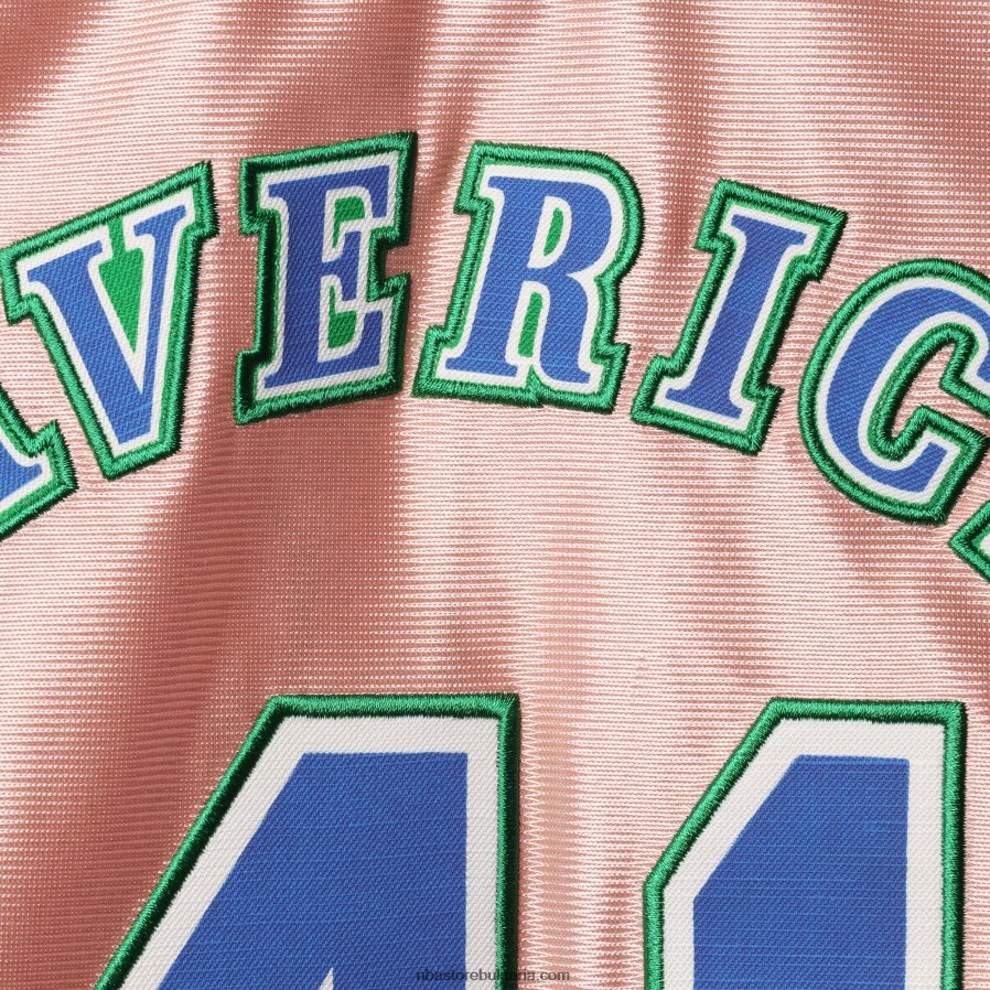 NBA JZ8F0210849 dallas mavericks dirk nowitzki mitchell & ness розово 75th юбилей розово злато 1998 swingman фланелка