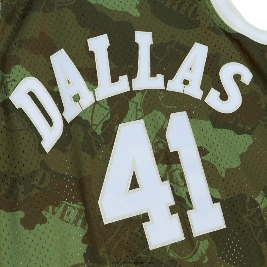 NBA JZ8F025935 dallas mavericks dirk nowitzki mitchell & ness camo hardwood classics ghost green swingman фланелка